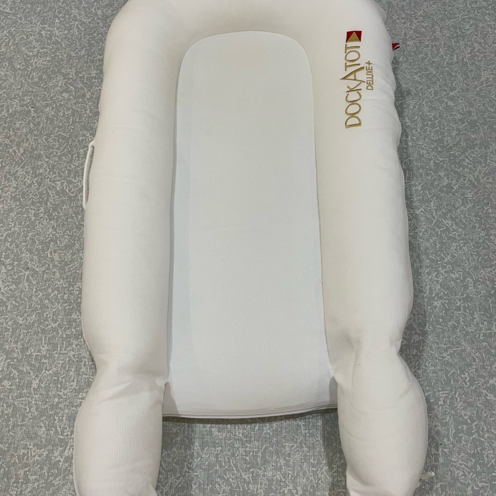 DockATot Deluxe+ - Picture 2 of 4